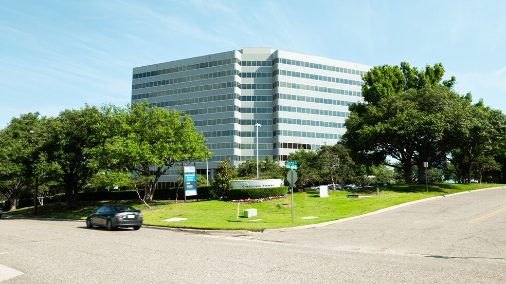 105 Decker Ct, Irving, TX for lease - Building Photo - Image 1 of 15