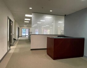 401 E Market St, Charlottesville, VA for lease Interior Photo- Image 2 of 5