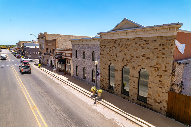 316 E Wallace St, San Saba, TX for sale - Building Photo - Image 3 of 79