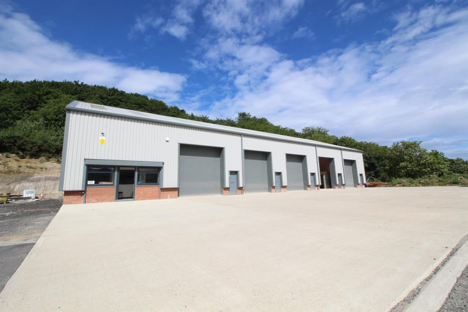 1-6 Hill View, Scarborough for lease Building Photo- Image 1 of 7