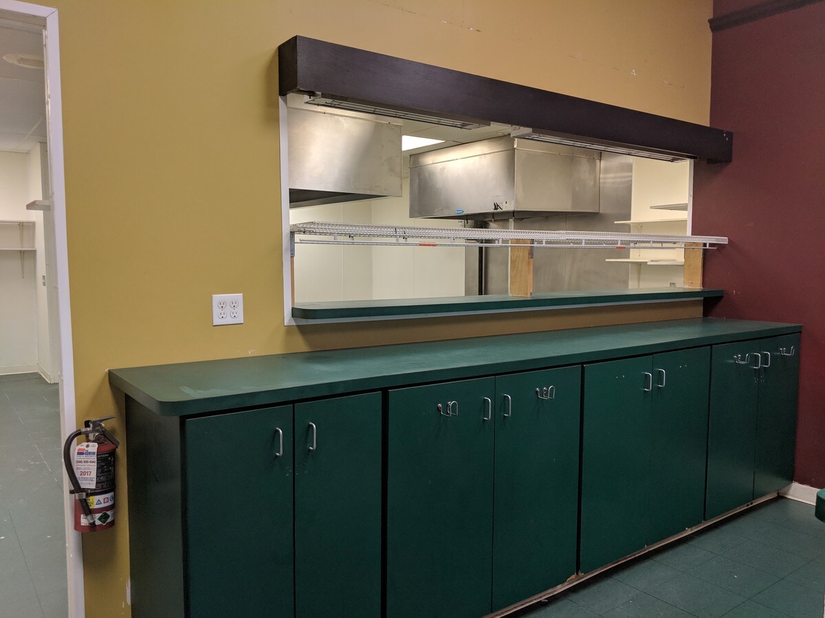 295 Weatherstone Dr, Wadsworth, OH 44281