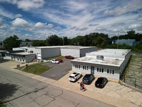 735 Crofton St SE, Grand Rapids, MI for lease Building Photo- Image 2 of 6