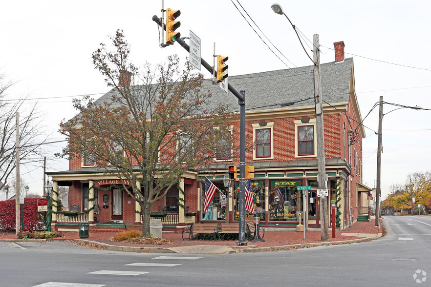 1-11 W Main St, Strasburg, PA for sale - Primary Photo - Image 1 of 16