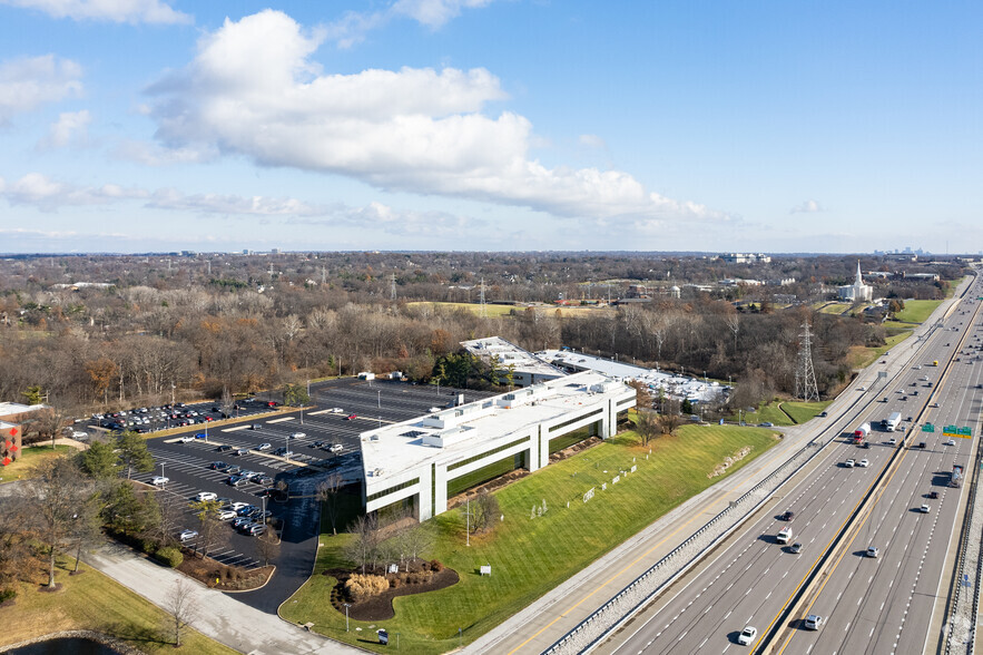 660-670 Mason Ridge Center Dr, Saint Louis, MO for lease - Aerial - Image 3 of 3