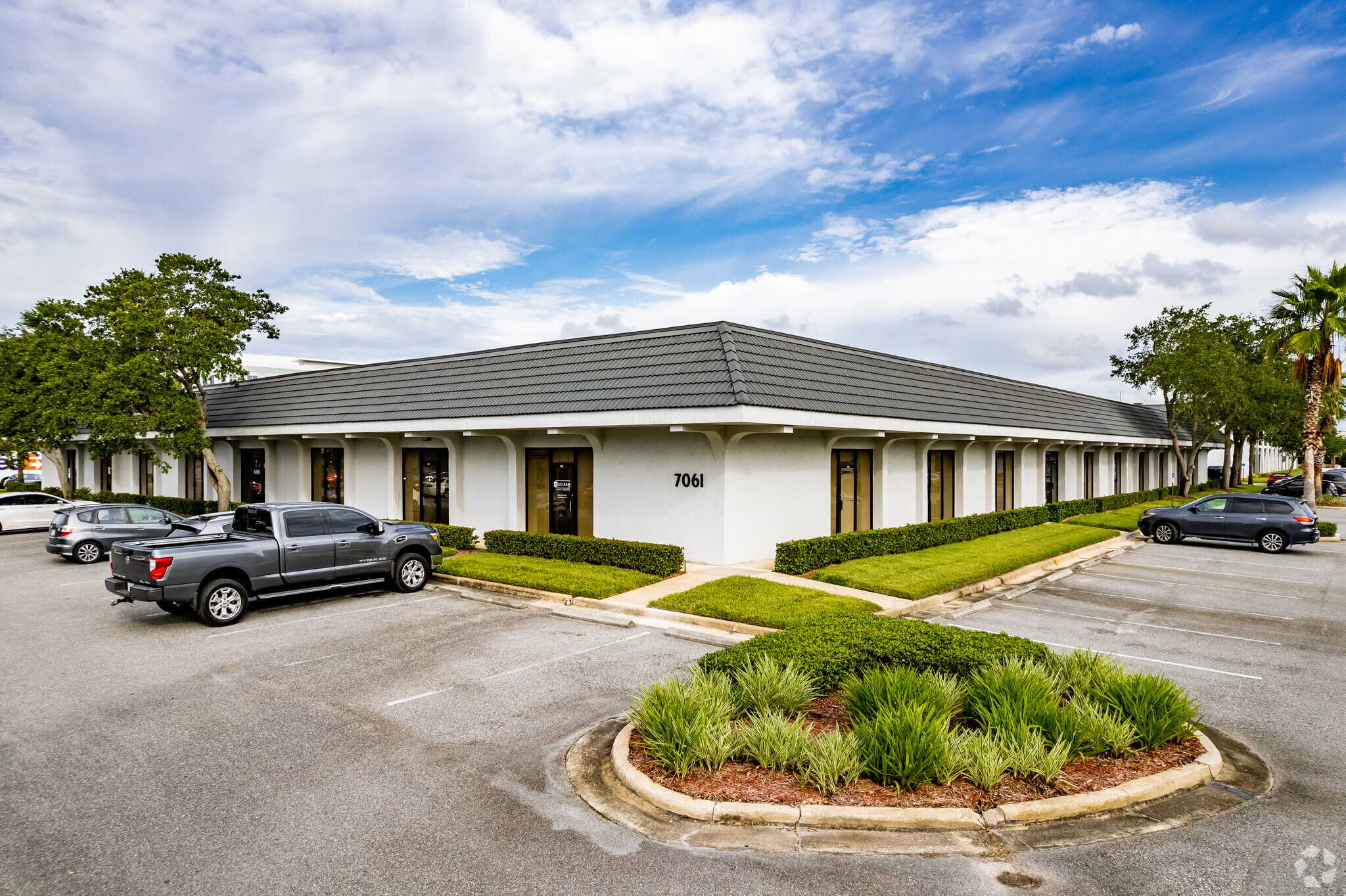 7041 Grand National Dr, Orlando, FL for lease Building Photo- Image 1 of 7