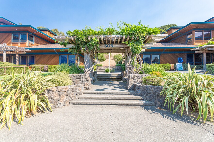 505 San Marin Dr Novato Ca 94945 San Marin Executive Center Loopnet Com