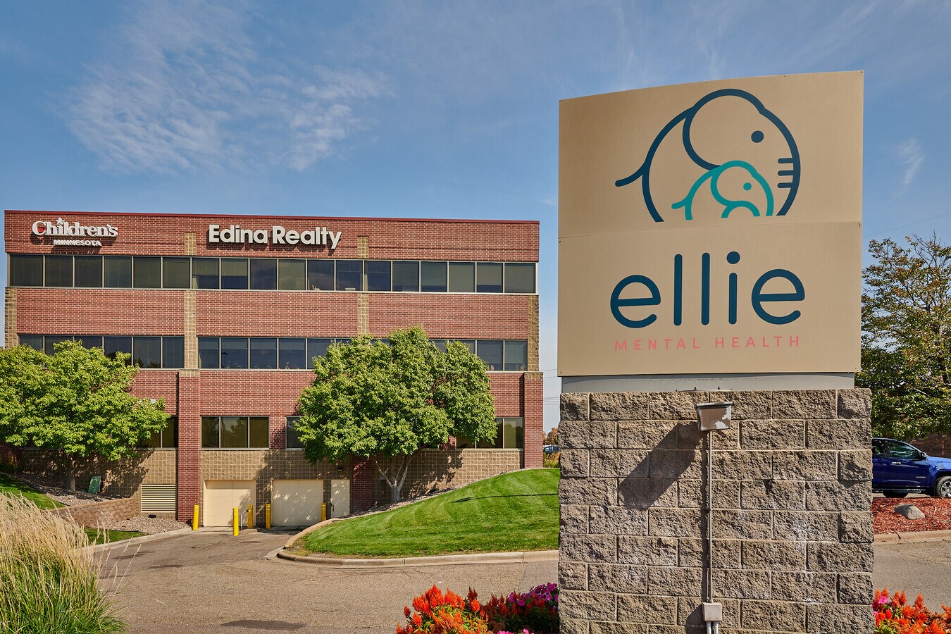 7767 Elm Creek Blvd N, Maple Grove, MN 55369 Maple Grove Executive