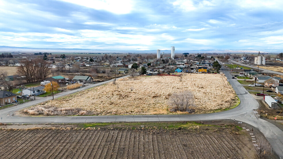 710 South St, Mabton, WA for sale - Primary Photo - Image 1 of 11