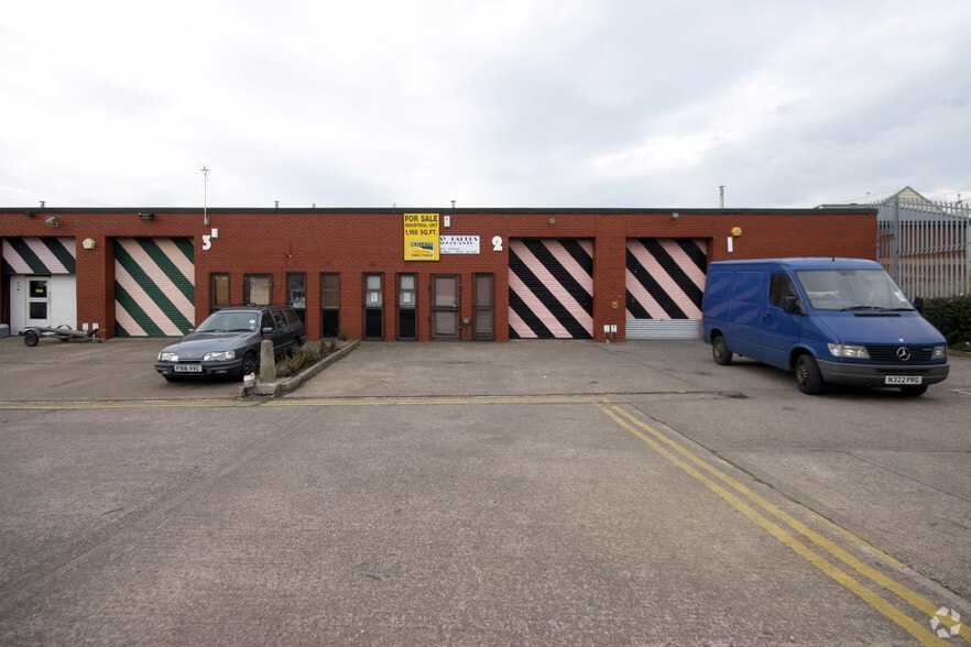 6 Park Ln, Wolverhampton for lease - Building Photo - Image 2 of 7