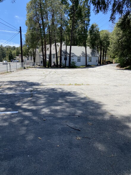 23597 Manzanita, Crestline, CA for lease - Building Photo - Image 3 of 22