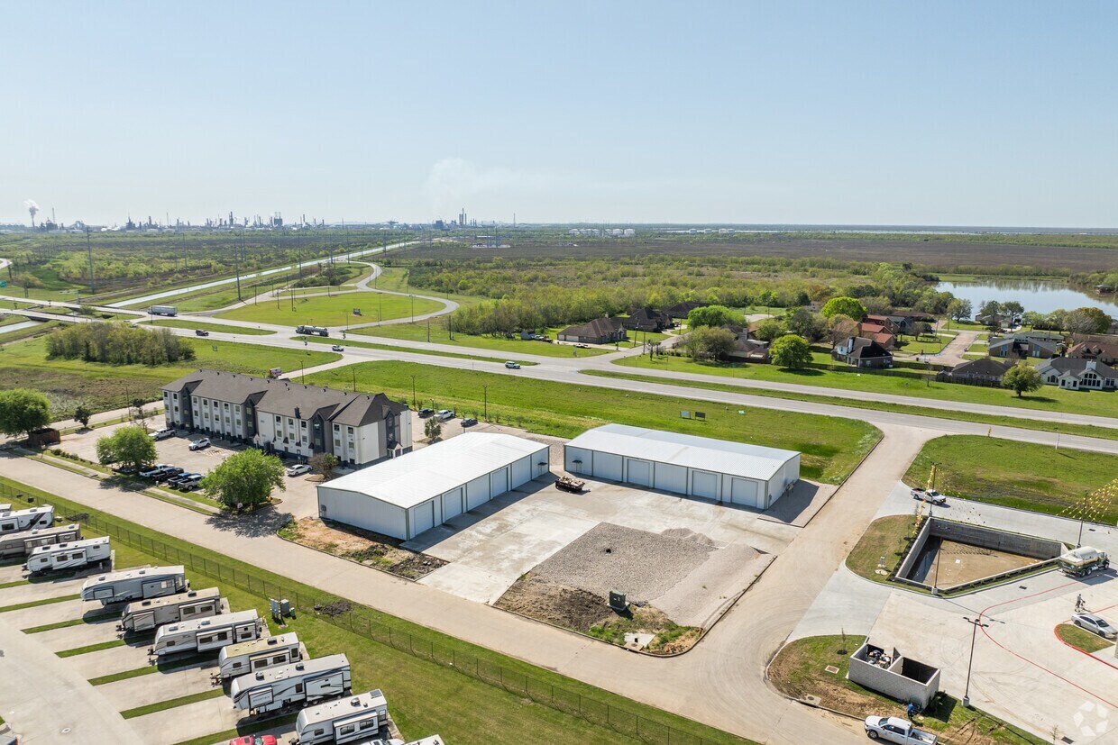 2023 H O Mills hwy, Port Arthur, TX for lease Building Photo- Image 1 of 6