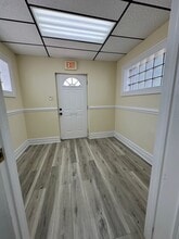 1804 Oak Tree Rd, Edison, NJ for lease Building Photo- Image 2 of 5