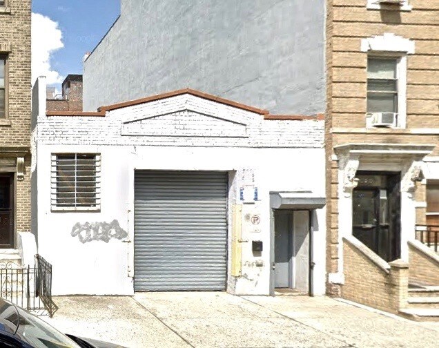2418 41st St, Astoria, NY for sale Building Photo- Image 1 of 1