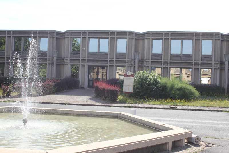 Office in Saint-Aubin for lease - Building Photo - Image 2 of 6