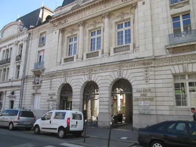 Location Bureaux 60 m² - Photo 1