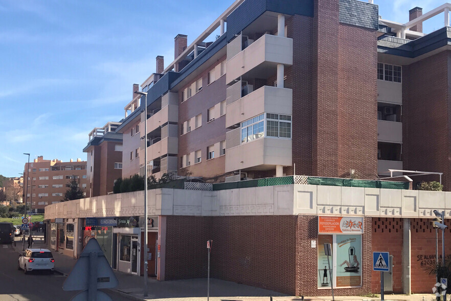 Calle Obélix, Rivas-Vaciamadrid, Madrid for sale - Building Photo - Image 1 of 2