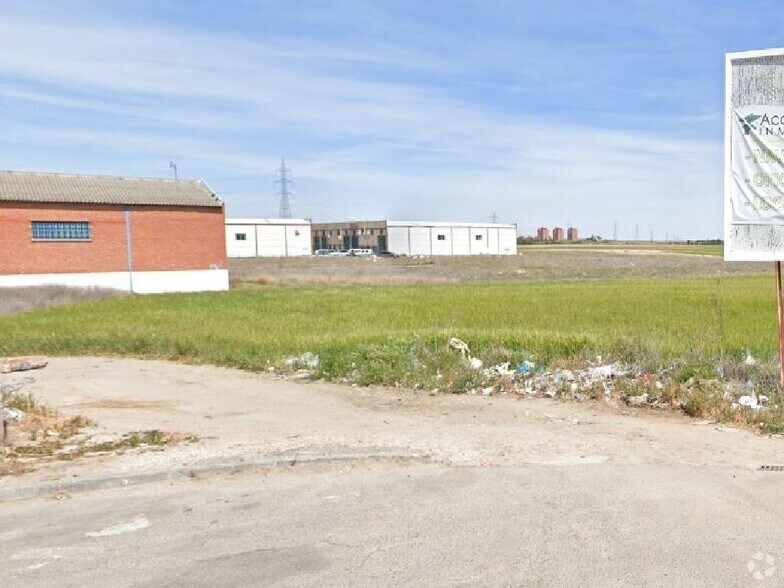 Calle Río Manzanares, 61, Humanes de Madrid, Madrid for sale - Primary Photo - Image 1 of 3