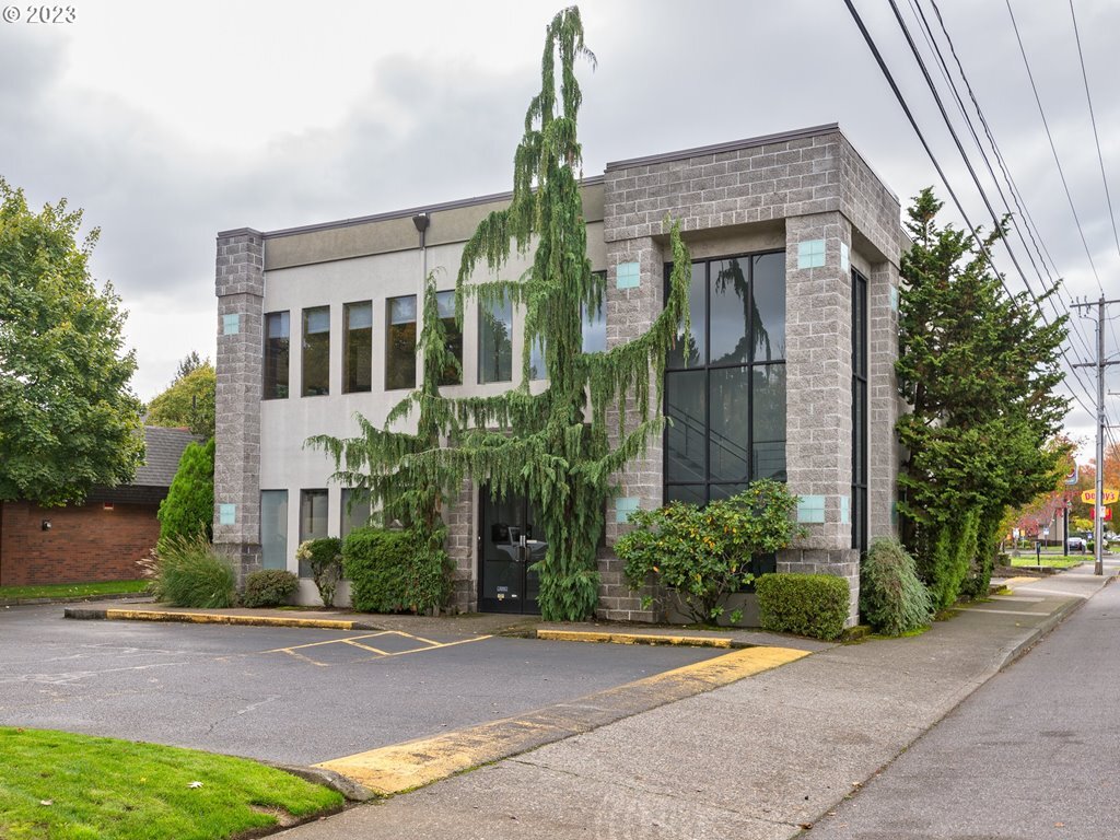 10524 Se Stark St, Portland, OR for sale Building Photo- Image 1 of 1