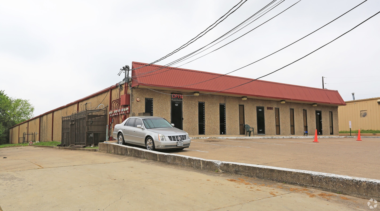 3880 Ledbetter Dr W, Dallas, TX 75233 Ledbetter Flex Warehouse