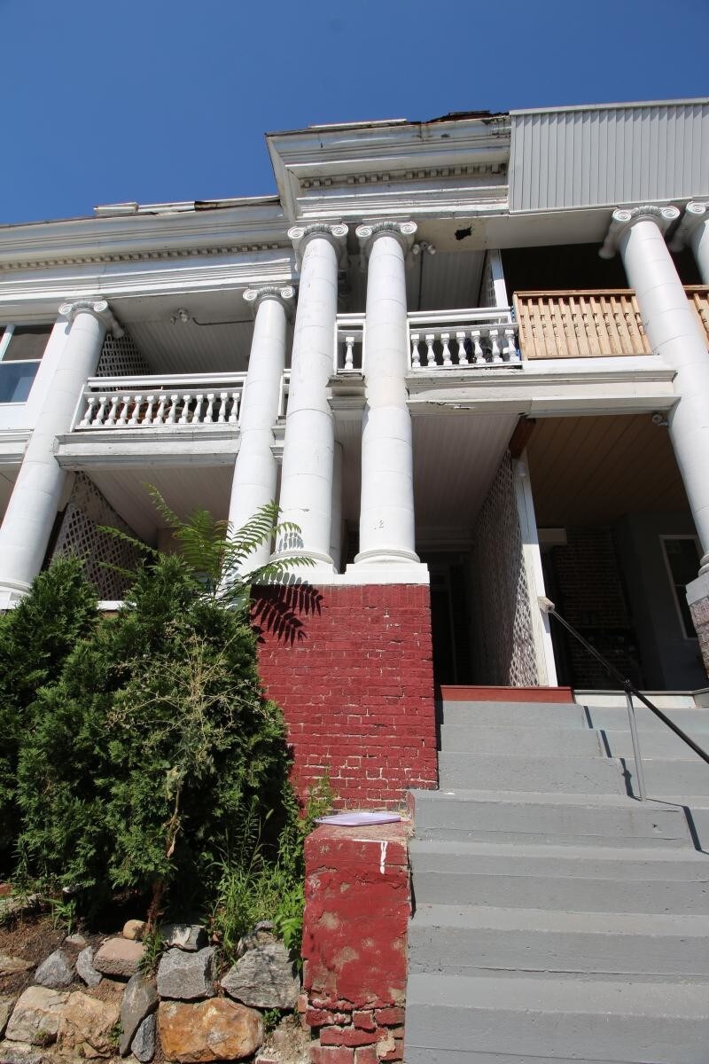 124 S 46th St, Philadelphia, PA for sale Primary Photo- Image 1 of 2