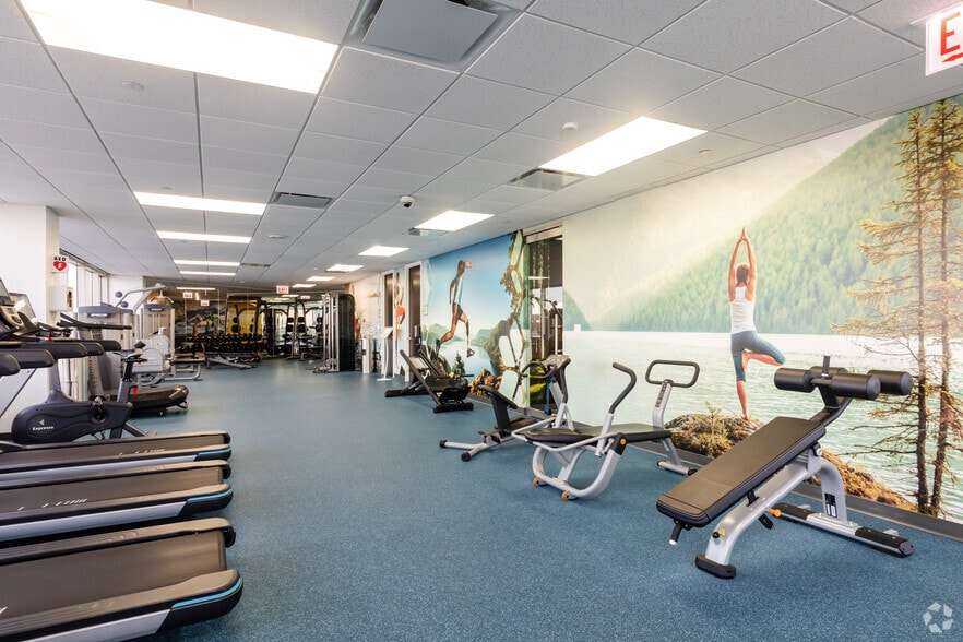 2 Mid America Plz, Oakbrook Terrace, IL for lease - Interior Photo - Image 3 of 11