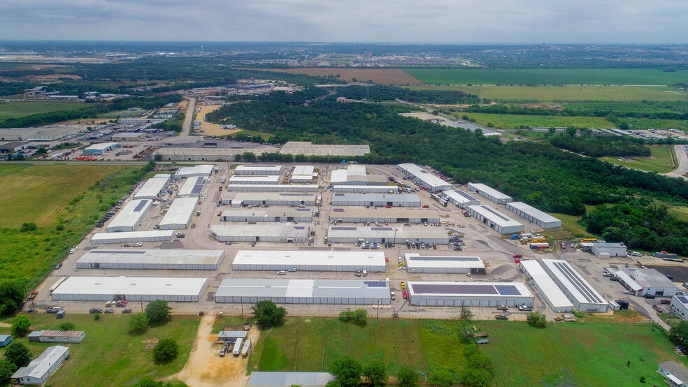 18975 Marbach Ln, San Antonio, TX for lease - Building Photo - Image 2 of 23