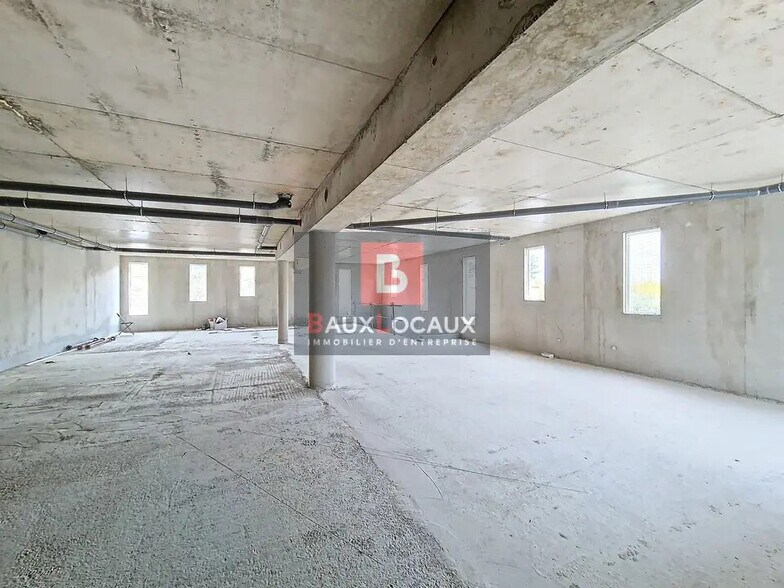 Office in Istres for sale - Building Photo - Image 3 of 6