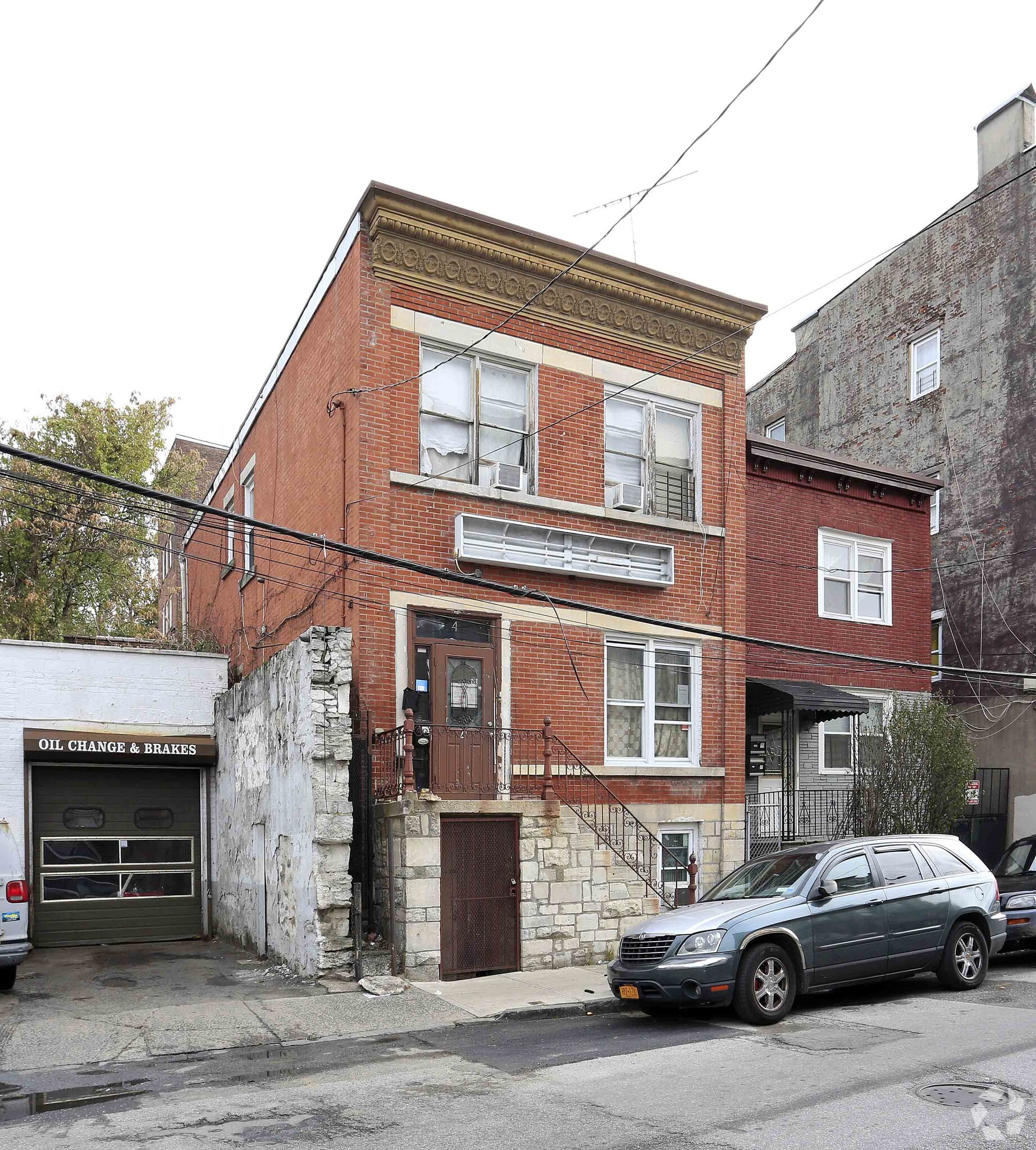 94 School St, Yonkers, NY for sale Primary Photo- Image 1 of 24