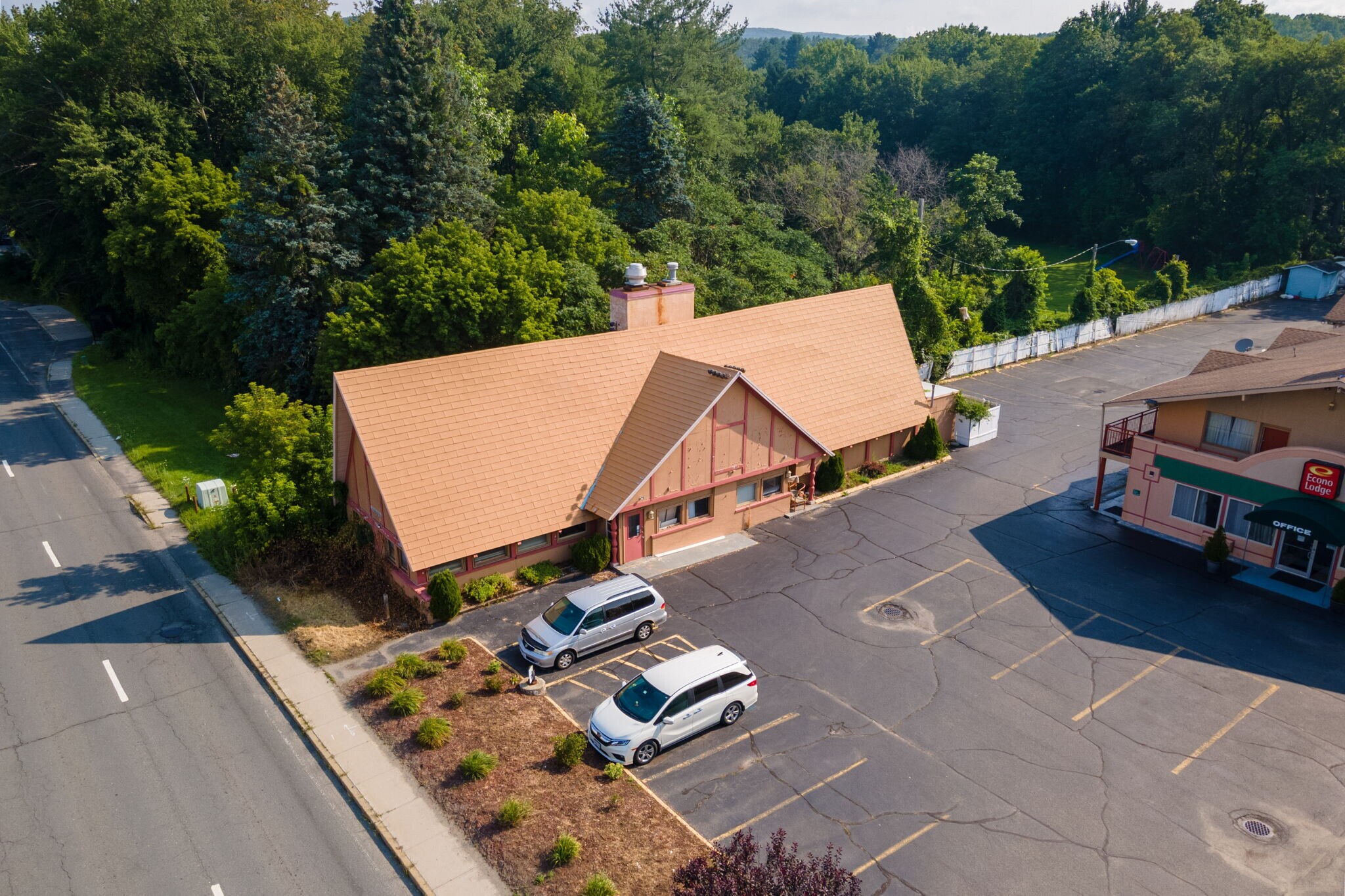 16 Cheshire Rd, Pittsfield, MA 01201 1626 Cheshire Rd, Pittsfield