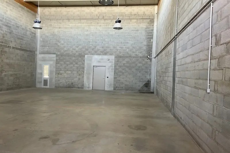 Flex in Castries for lease - Building Photo - Image 3 of 6