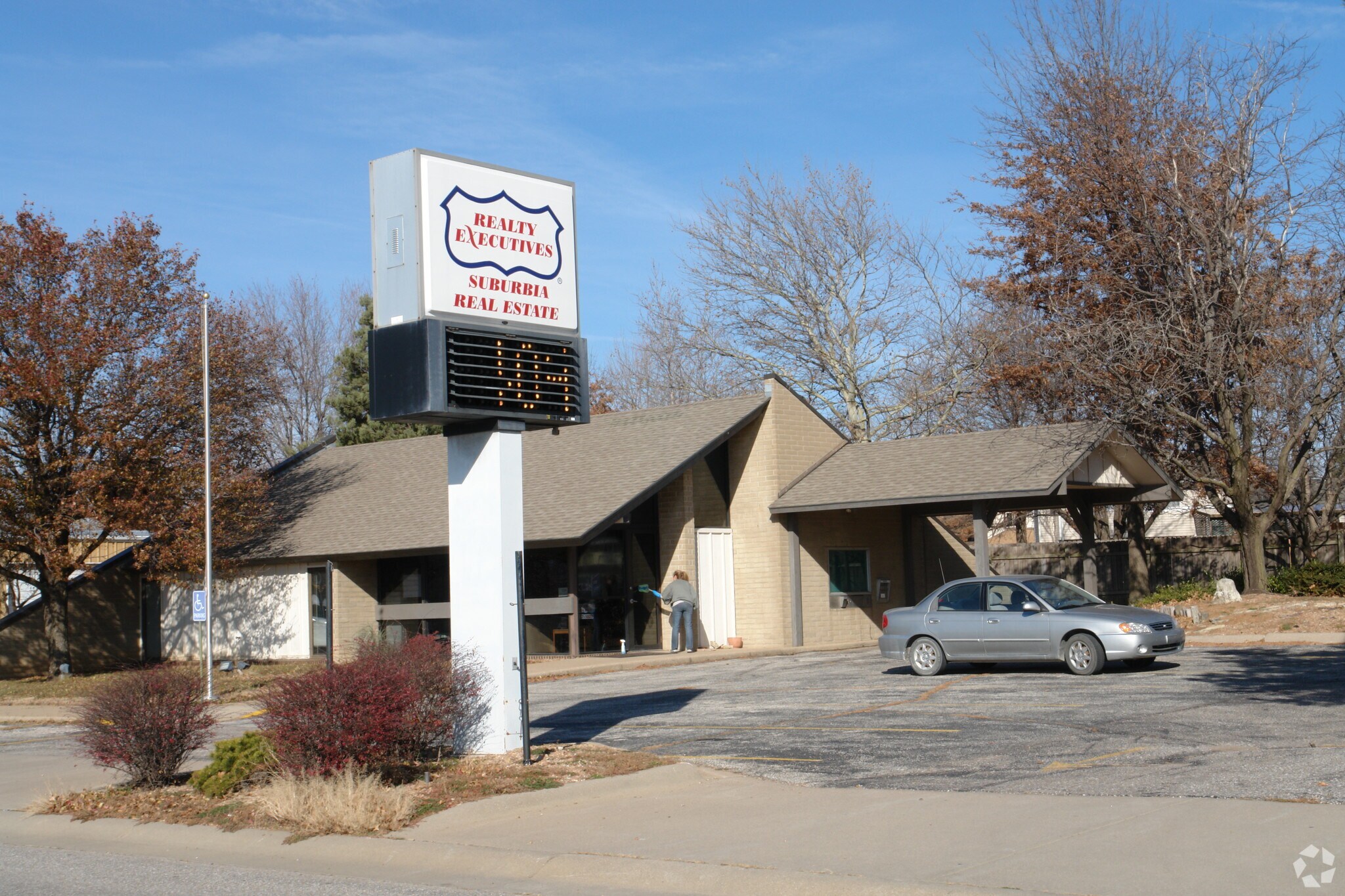 1224 SE Louis Dr, Mulvane, KS for sale Primary Photo- Image 1 of 1