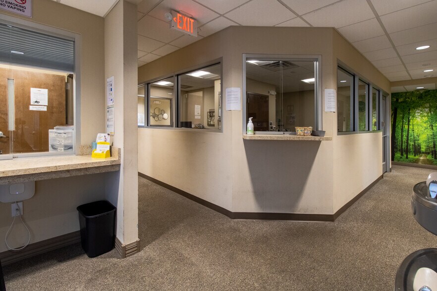 1288 Veterans Hwy, Levittown, PA 19056 1632 BED INPATIENT