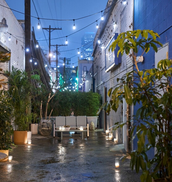 600-616 E 4th St, Los Angeles, CA for sale - Building Photo - Image 3 of 11