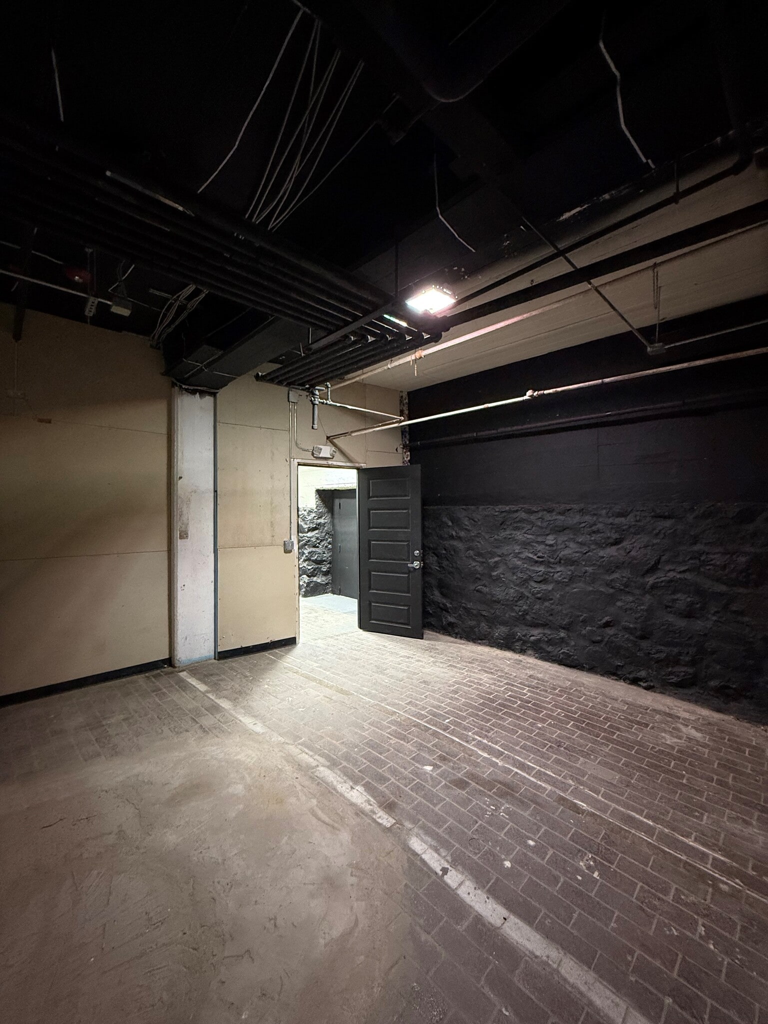 61 Endicott St, Norwood, MA for lease Interior Photo- Image 1 of 2