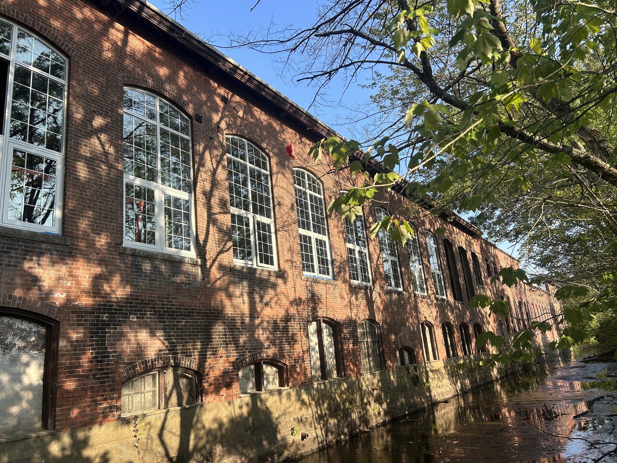 70 Moshassuck Rd, Lincoln, RI for lease Interior Photo- Image 1 of 11