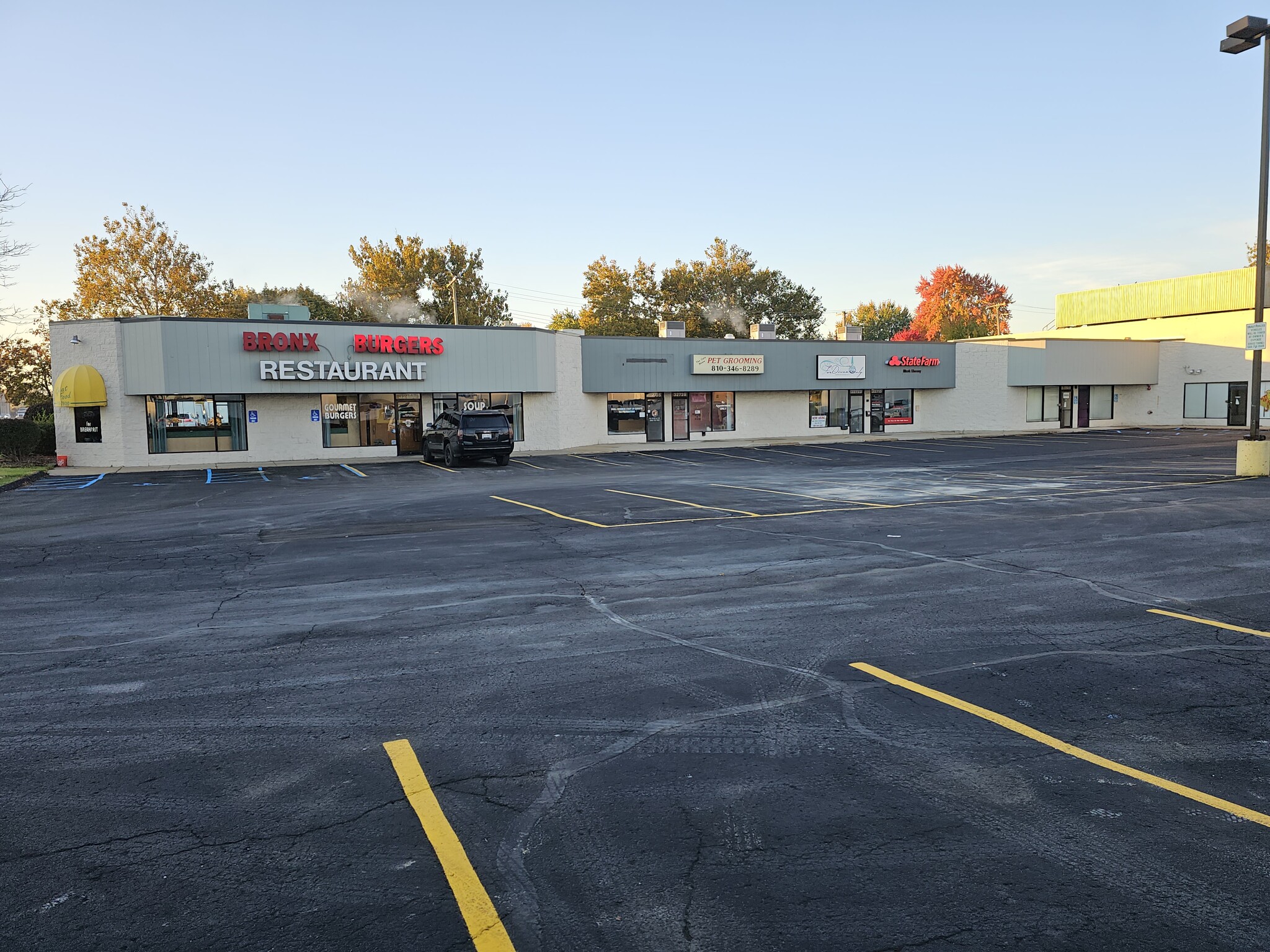 32683-32747 Mound Rd, Warren, MI for lease Building Photo- Image 1 of 6