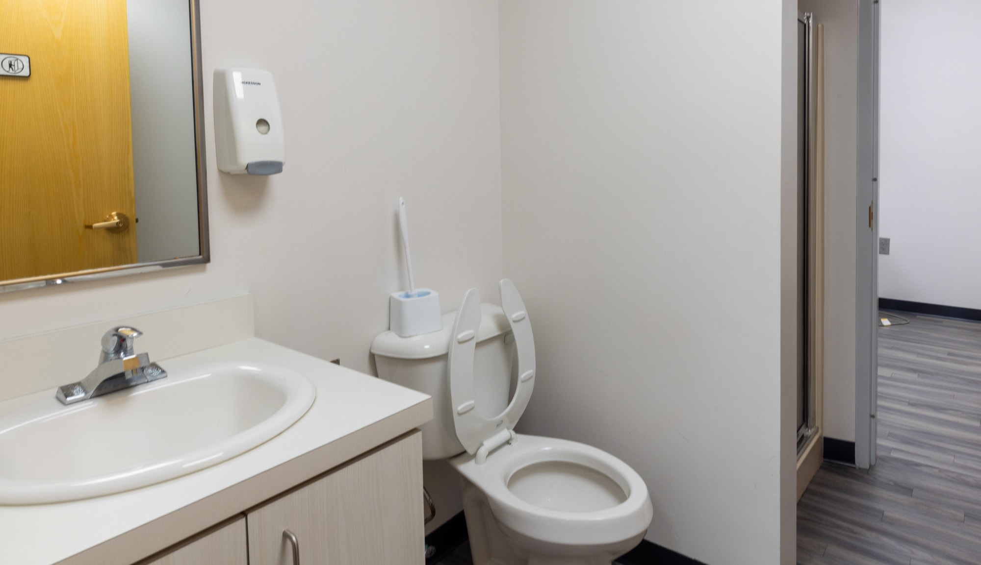 Suite G Interior Photo 4