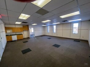 2445 13th Av, Regina, SK for lease Interior Photo- Image 1 of 2