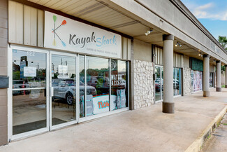 More details for 616 Marina Bay Dr, Kemah, TX - Retail for Sale