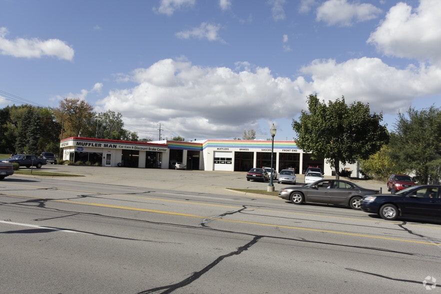 4181 Lake Michigan Dr, Grand Rapids, MI for sale - Building Photo - Image 2 of 2