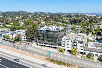 500 S Sepulveda Blvd, Los Angeles, CA - AERIAL map view
