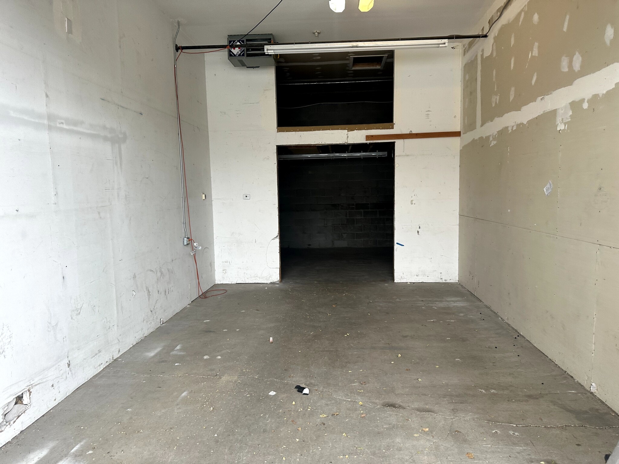 8720-8760 S 700 E, Sandy, UT for lease Building Photo- Image 1 of 2