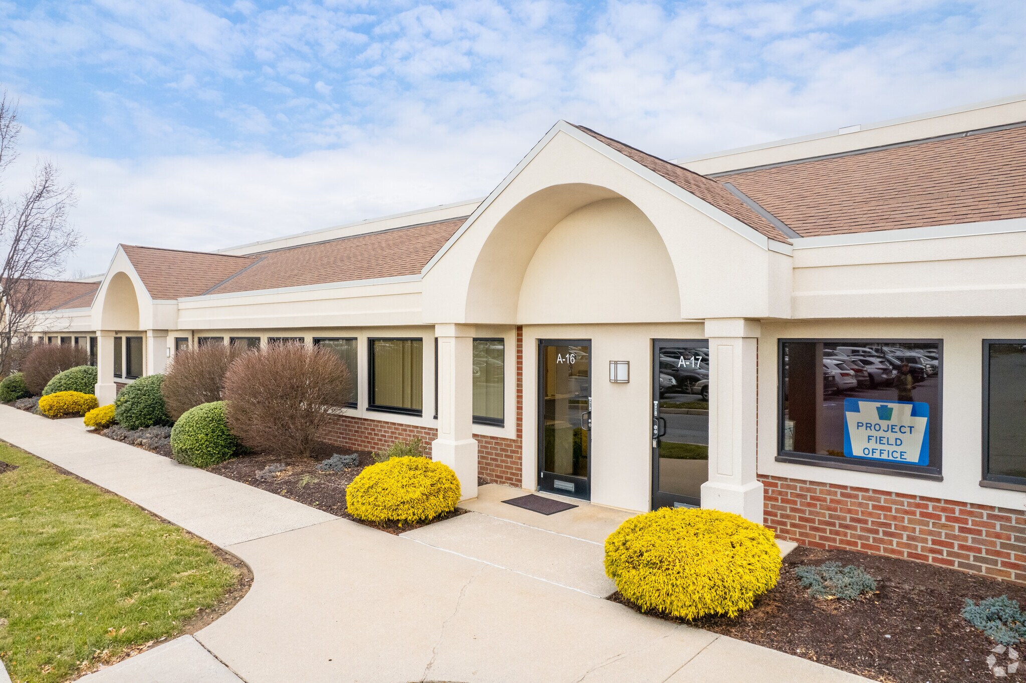 2551 Baglyos Cir, Bethlehem, PA for sale Primary Photo- Image 1 of 1