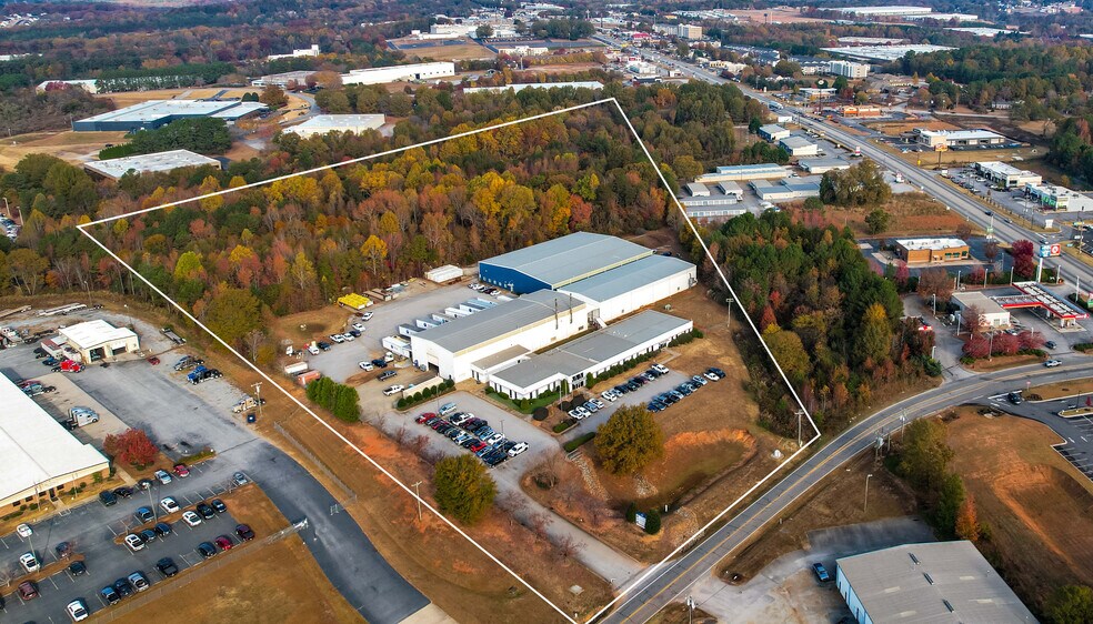 170 Tucapau Rd, Duncan, SC for sale - Building Photo - Image 1 of 1