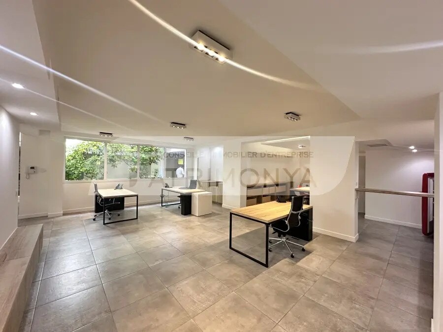 Office in Marseille for lease Building Photo- Image 1 of 10