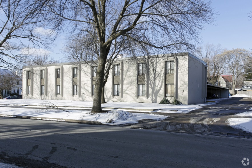 Heritage Collection portfolio of 8 properties for sale on LoopNet.com - Primary Photo - Image 3 of 7