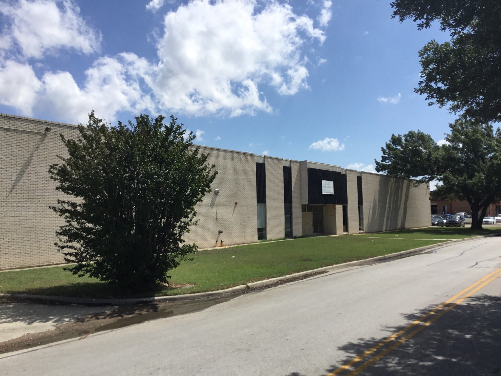 1309 Avenue H E, Grand Prairie, TX for sale Building Photo- Image 1 of 1