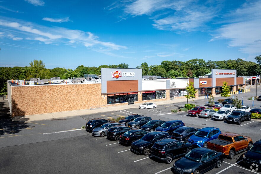 1235-1275 Veterans Hwy, Hauppauge, NY for sale - Primary Photo - Image 1 of 1