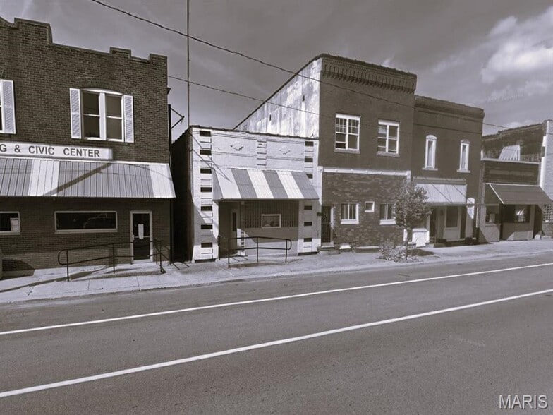 205 E Central Ave, Benld, IL for sale - Building Photo - Image 2 of 5