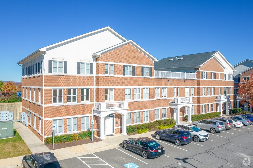 7200-7250 Heritage Village Plz, Gainesville, VA for sale - Primary Photo - Image 1 of 3